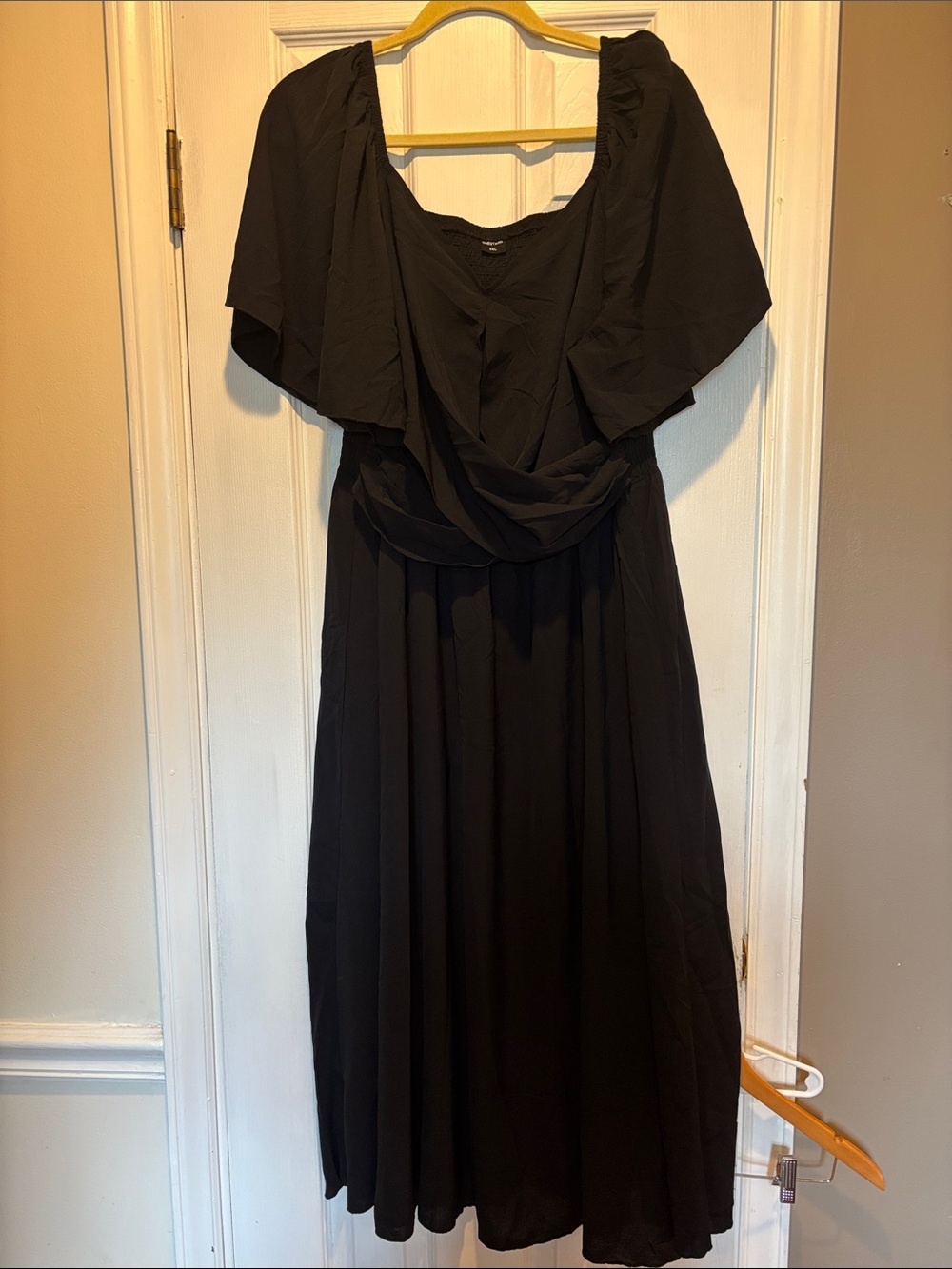 Shestarr Black Wrap Front Ruffle Sleeve Midi Dress Plus Size 3XL NWOT Smocked
